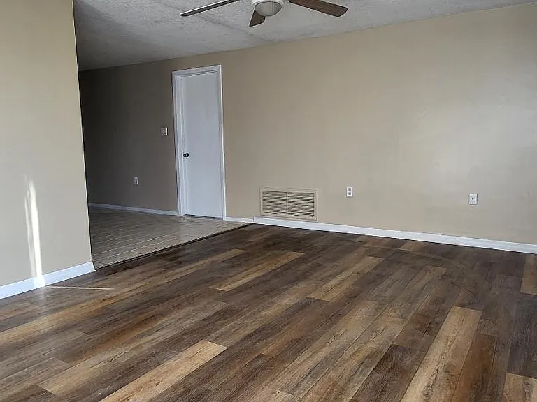1440 Brixton Ln — Photo 3