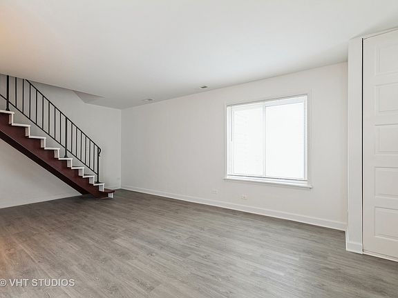 4th image of 1560 Cornell Cir #31A