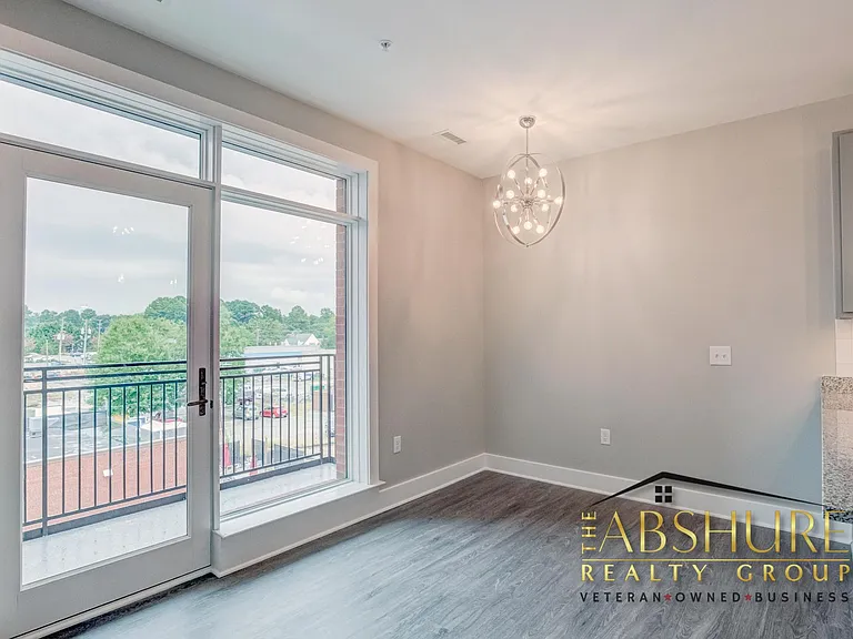 145 S Main St #303 — Photo 11