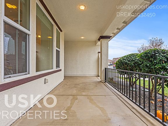 5th image of 2381 Leighton Way