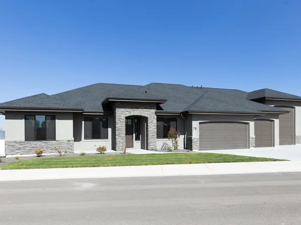 78 E Heliotrope Dr, Meridian, ID 83642