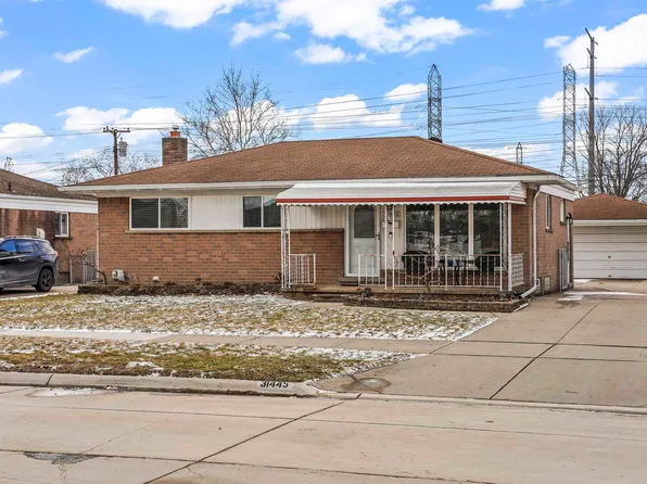 31445 Newport Dr, Warren, MI 48088
