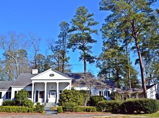 200 Hartzell Ave, Cheraw, SC 29520