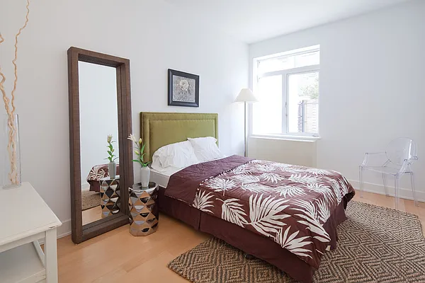 Sold by aptsandlofts.com | media 15