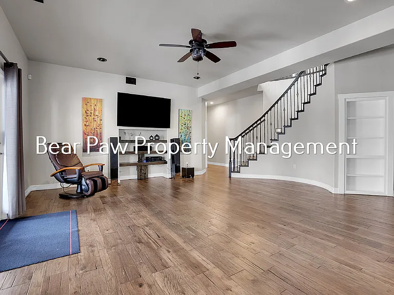 30200 Beaver Creek Ln — Photo 35