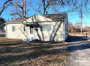 9617 De Porres Ln, Saint Louis, MO 63114