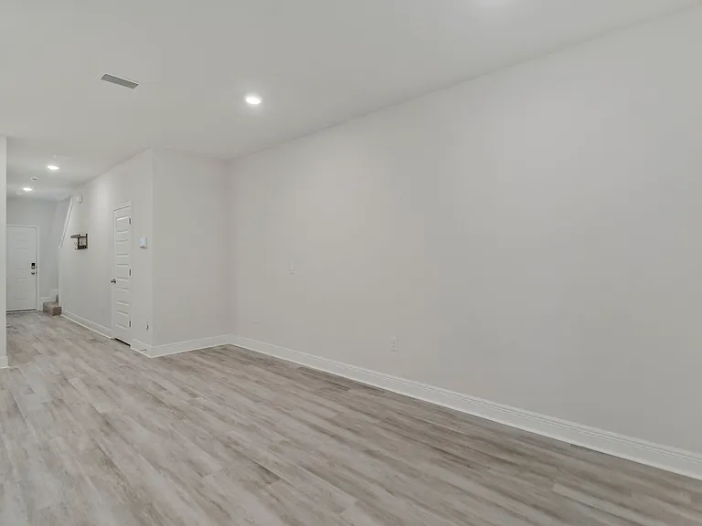6356 Grove Park Dr — Photo 44