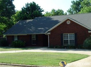 513 Stoney Brook Dr SW, Jacksonville, AL 36265