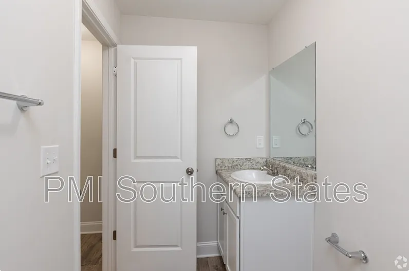 2 bed, 2.0 bath, $1,200 — Photo 4