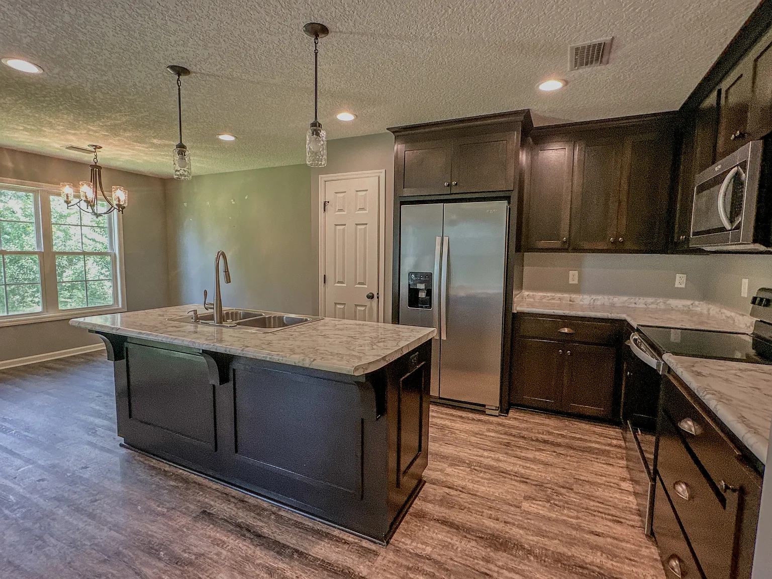 1206 Lynn Terrace - 1 — Photo 3