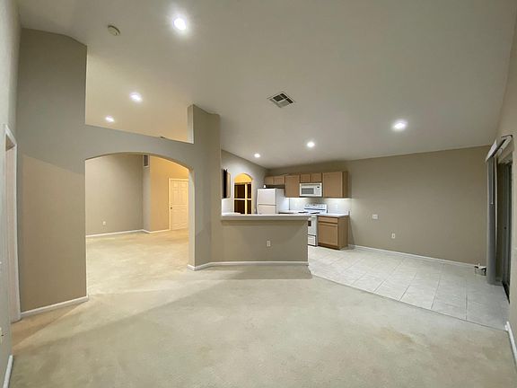 4th image of 2732 Cranes Cove Dr