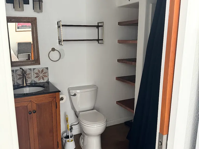 1122 Truman St SE #B — Photo 11