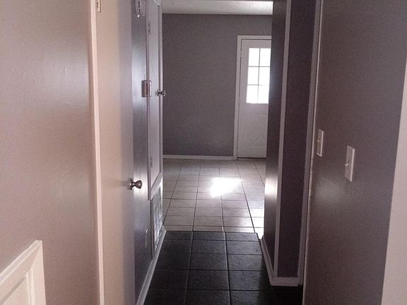 3rd image of 15251 Parkwood Dr N #C
