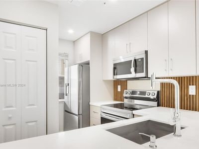 7991 NW 8th St APT 112B, Miami, FL, 33126