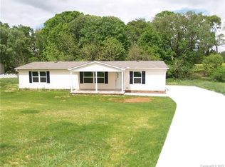 146 Brandenburg Dr, Statesville, NC 28677