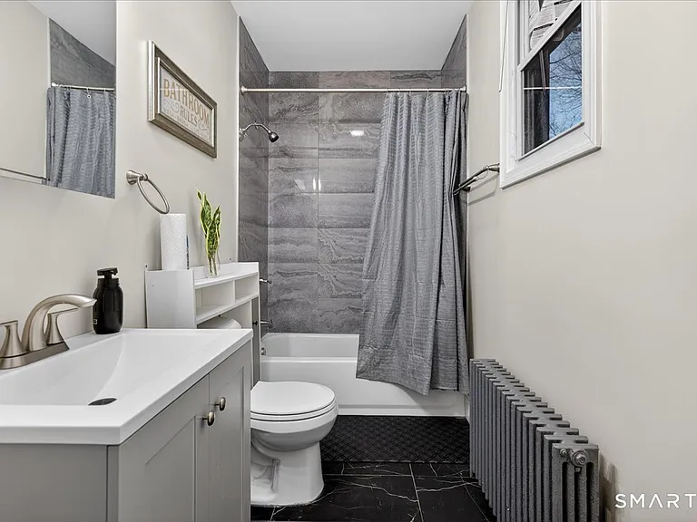 393 Orchard St — Photo 7