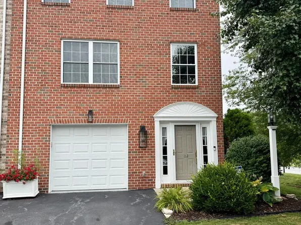 102 Lorenzo Ct #102, York, PA 17402