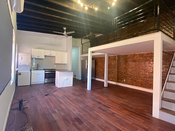 2nd image of 4224 Parkside Ave Unit 3F
