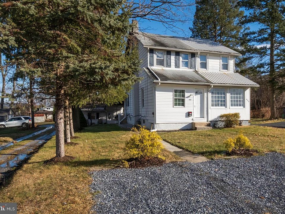 1st image of 607 W Lawn Ave