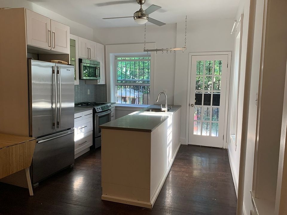 1st image of 428 Prospect Pl APT 1R