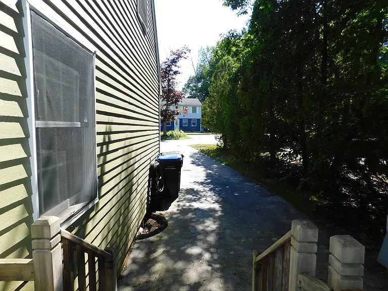 4 Willow Creek Ln — Photo 39