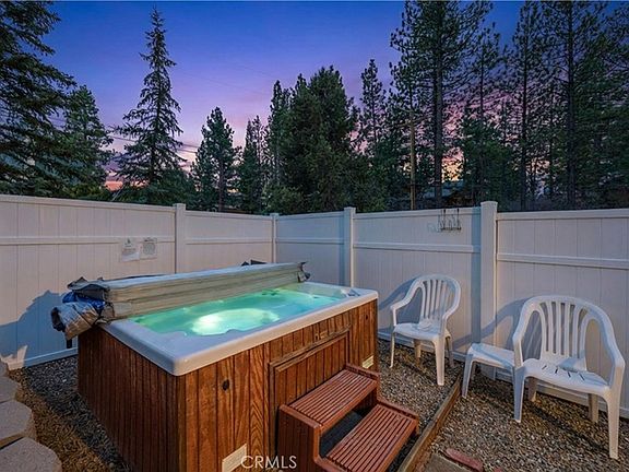 2nd image of 42324 Paramount Rd