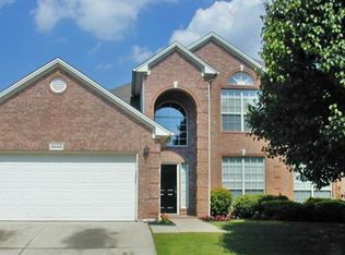 8644 Shadow Trace Dr, Fort Worth, TX 76244
