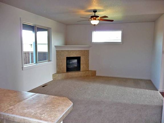 Living Room w/Fireplace