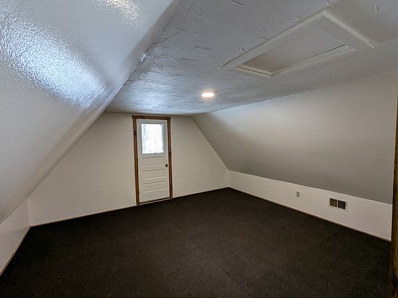 5th image of 244 Sousa Ln