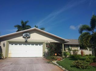 1900 SW 96th Ter, Miramar, FL 33025