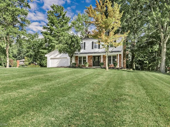 32705 Arthur Rd, Solon, OH 44139