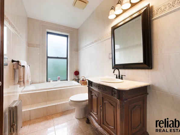 121 Hancock Street image 5 of 12