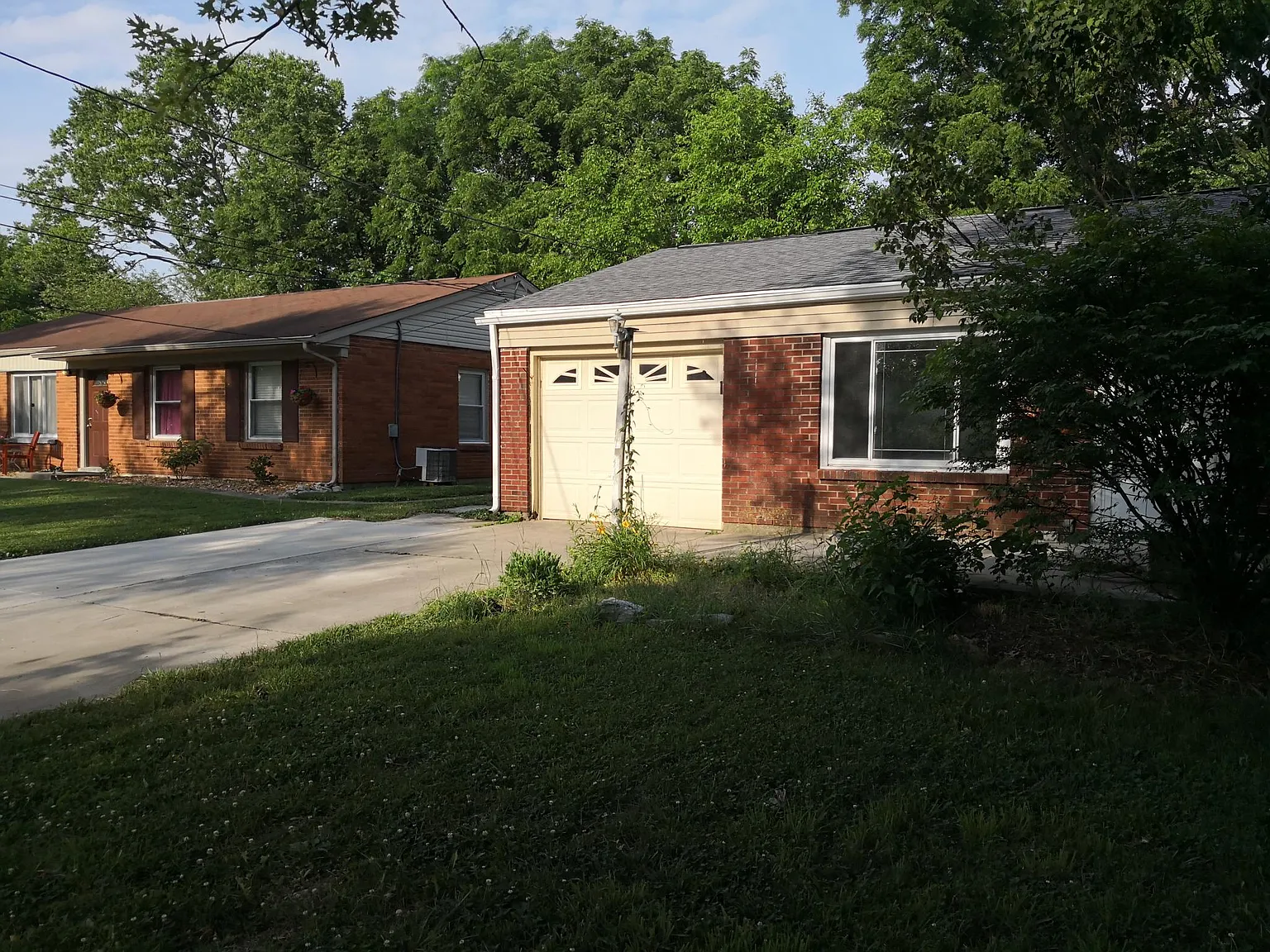 878 Brookcrest Dr photo 1