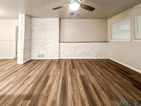 5th image of 210 Twin Diamond Rd
