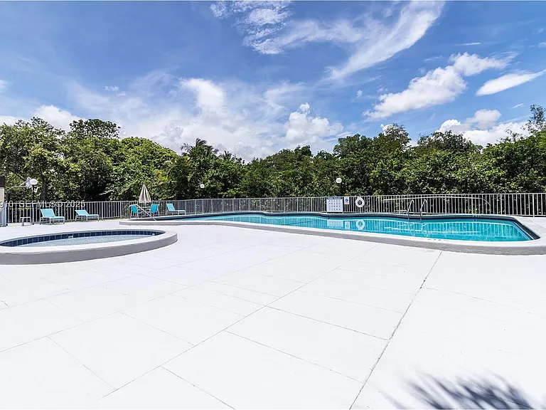 19212 NE 25th Ave #283D — Photo 30
