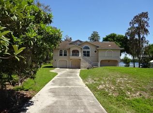 12021 Lacey Dr, New Port Richey, FL 34654