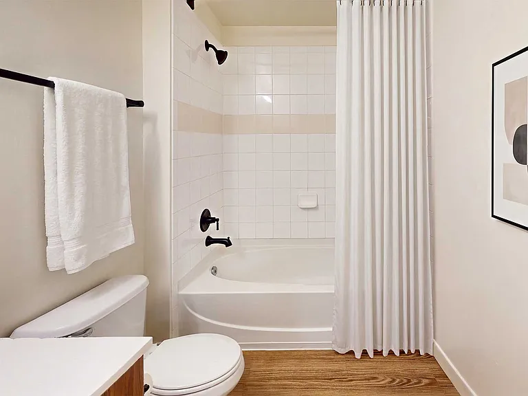 1301 Thomas Circle — Photo 10