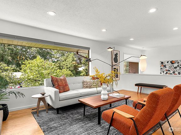 4th image of 7434 26th Avenue NE