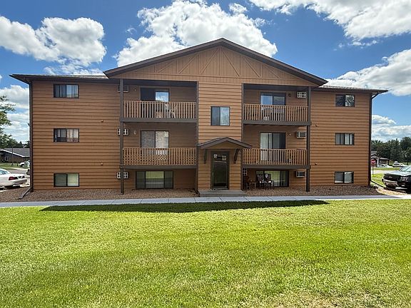 2nd image of 307 13th St N APT 202