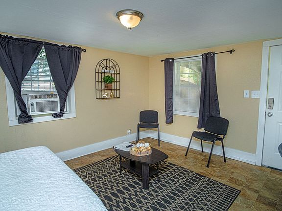 5th image of 613 Virginia Blvd