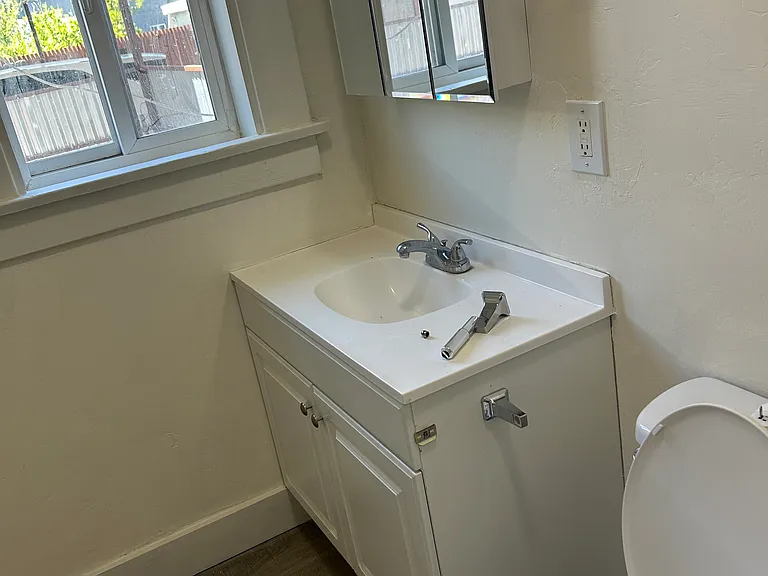 133 N Euclid Ave #133 — Photo 8