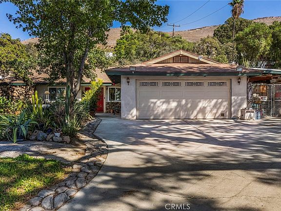 2nd image of 4581 Crestview Dr