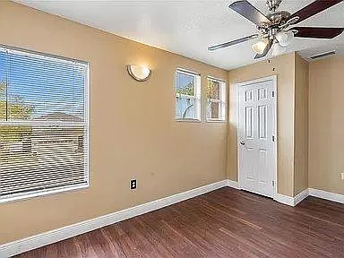 12136 Fern Haven Ave — Photo 35