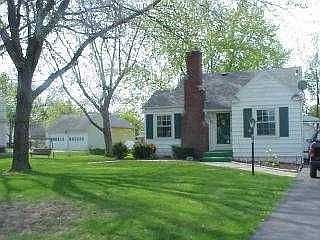 1st image of 313 Hillcrest Pl
