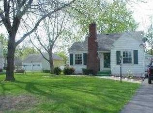 313 Hillcrest Pl, Rossford, OH 43460