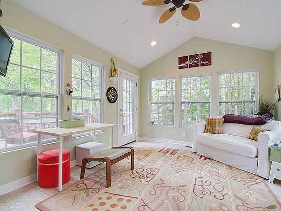 4th image of 6129 Robley Tate Ct