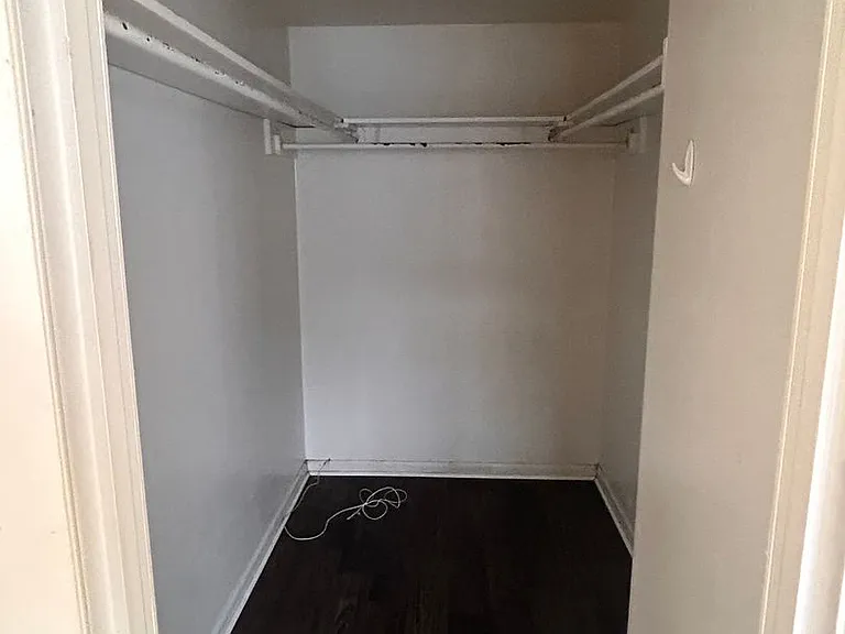 2408 Longview St — Photo 11