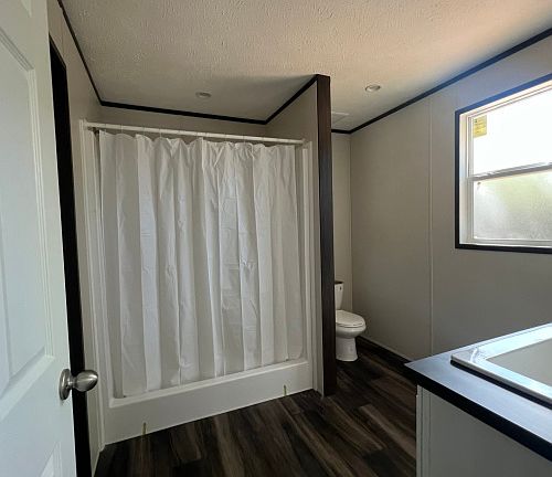 2nd image of 208 Robin Dr