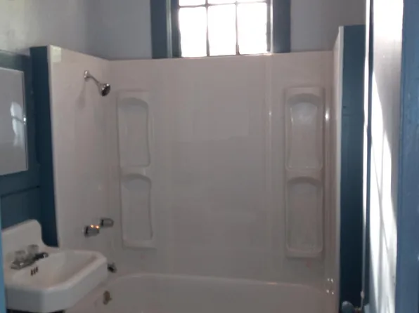 29 Harvey St NE #A, Rome, GA 30161