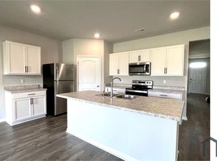 25213 Delilah Cir, Athens, AL 35613